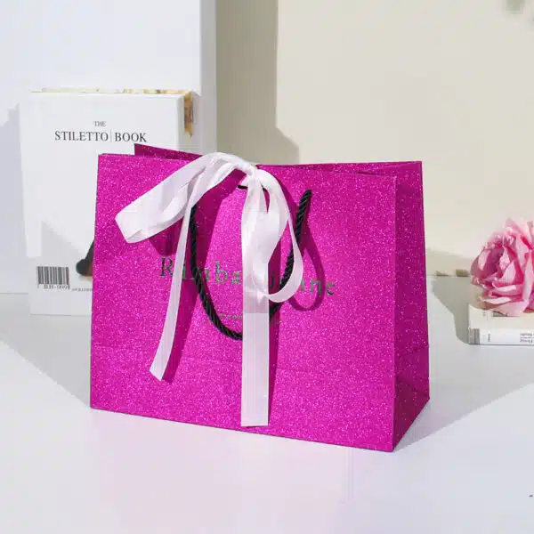 تغليف أكياس ورقية لامعة فاخرة مخصصة